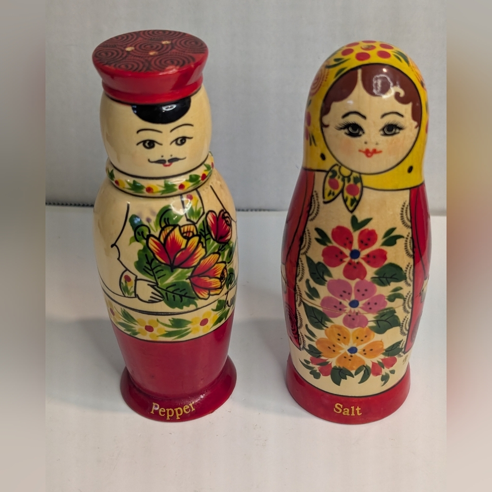 Vintage Matrioshka Russian Wooden Salt & Pepper Shakers Hand Crafted